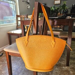 SOLD. AUTHENTIC LV Epi (Yellow) Saint Jacques PM
